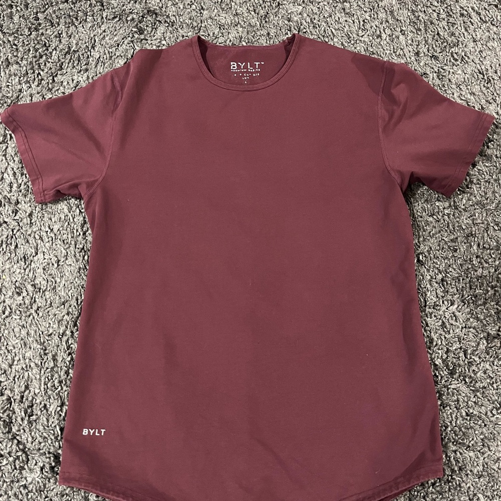 BYLT Premium Basics Men’s Drop Cut Short Sleeve Shirt Maroon Size Large
